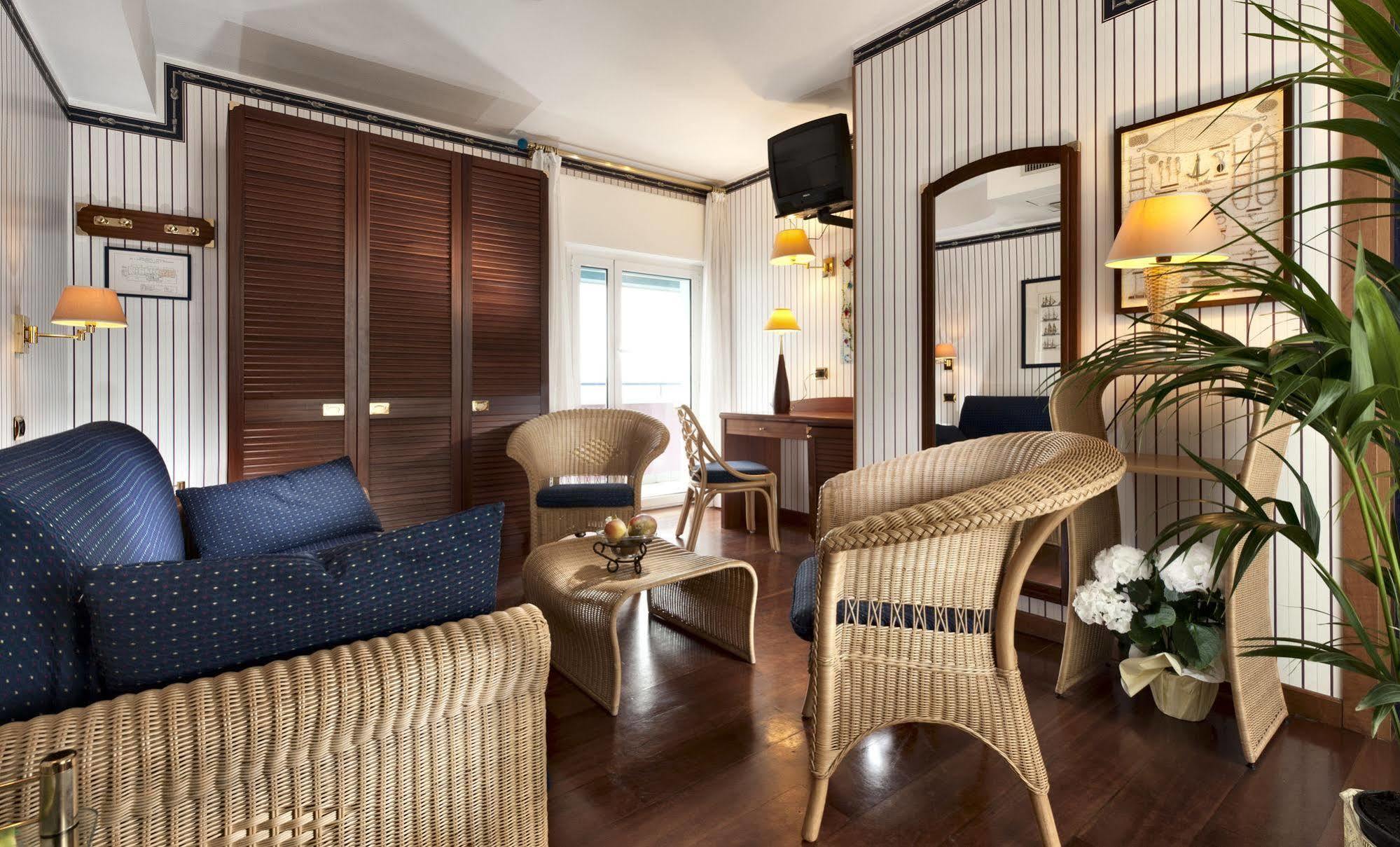 Atilius Hotel & Suites Hotel 3*