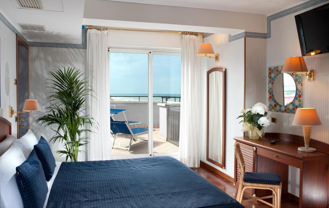 Hotel Atilius Hotel & Suites 3*