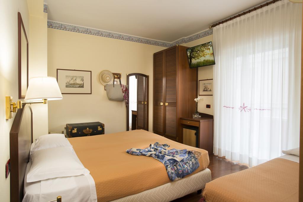 Atilius Hotel & Suites