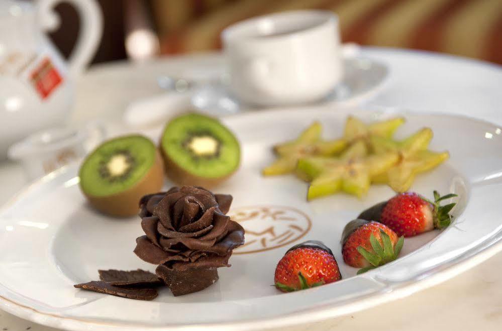 Atilius Hotel & Suites Hotel