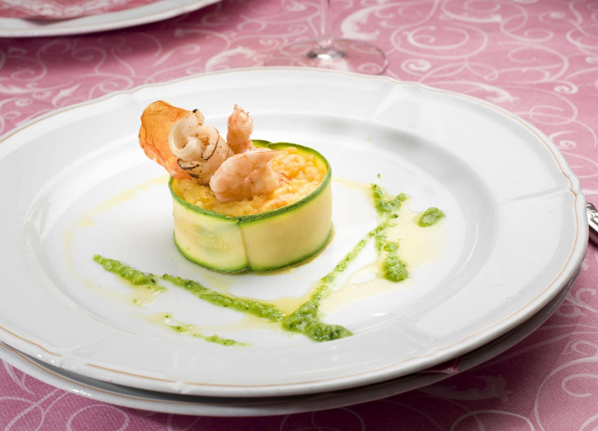 Atilius Hotel & Suites 3*